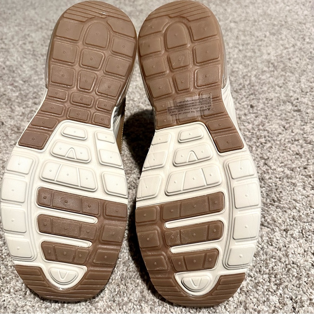 NWB Mens XRAY High Top Snow Boots - Picture 8 of 8